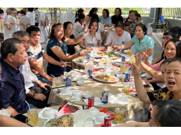 TIỆC CƯỚI