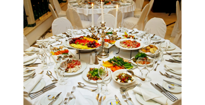 TIỆC CƯỚI